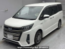 Toyota Noah ZWR80W