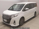 Toyota Noah ZRR85W