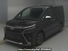 Toyota Voxy ZRR80W