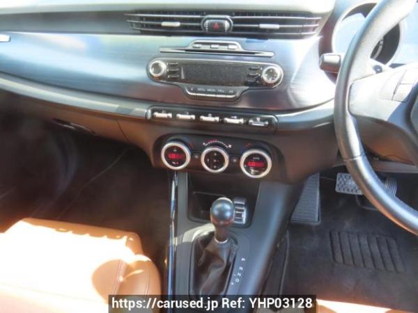 Used 2013 AT alfa-romeo giulietta 940141 Image[22]