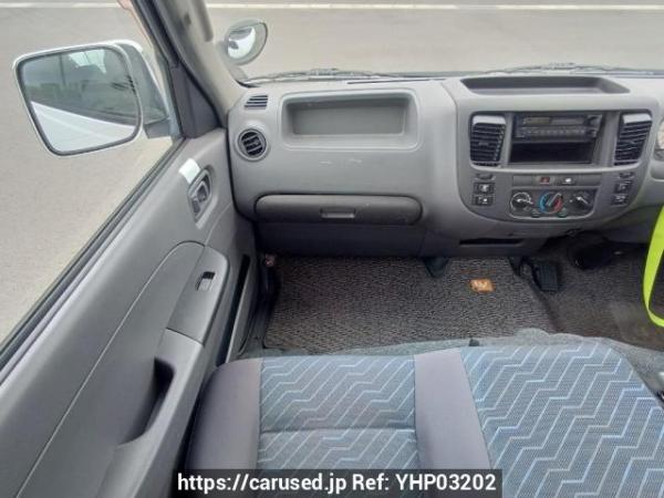 Used 2006 AT nissan caravan-bus DWMGE25 Image[17]