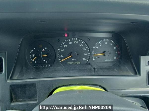Used 2003 AT toyota regiusace-van TRH112V Image[21]