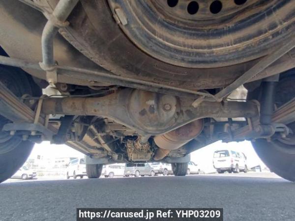 Used 2003 AT toyota regiusace-van TRH112V Image[36]