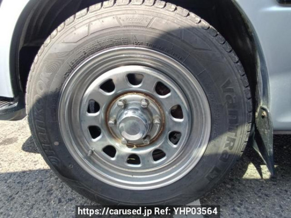 Used 2003 AT toyota regiusace-van TRH112V Image[25]