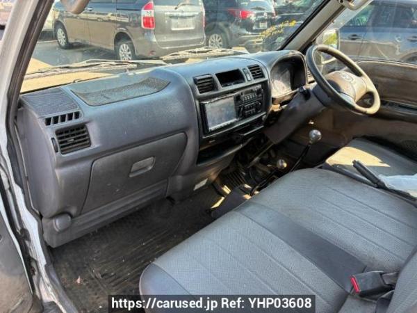 Used 2004 MT mazda bongo-van SK82M Image[12]