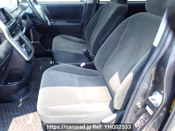 Used 2010 AT toyota noah ZRR70G Image[10]