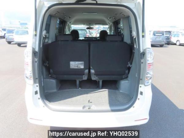 Used 2010 AT toyota voxy ZRR70W Image[8]