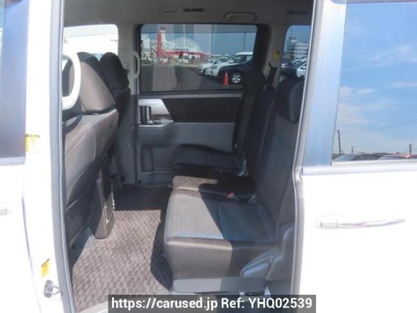 Used 2010 AT toyota voxy ZRR70W Image[13]