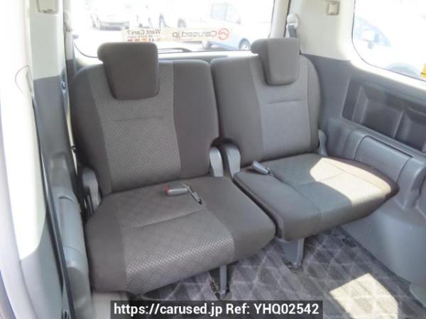 Used 2007 AT toyota noah ZRR70W Image[15]