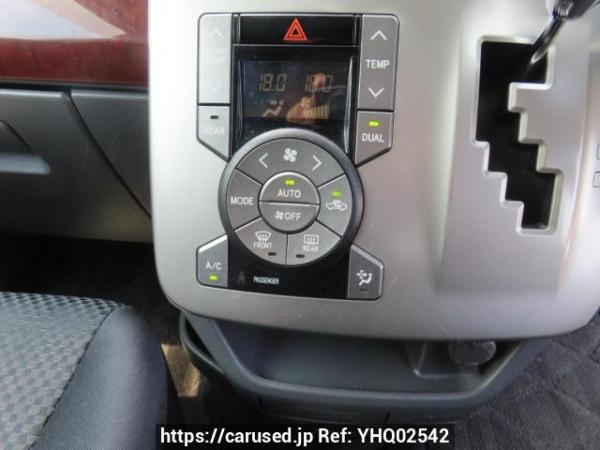 Used 2007 AT toyota noah ZRR70W Image[22]