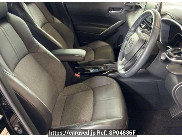 Buy Used 2023 Toyota Corolla Cross ZVG15 (SP04886F) - Carused.jp