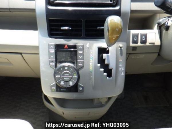 Used 2009 AT toyota noah ZRR70W Image[21]
