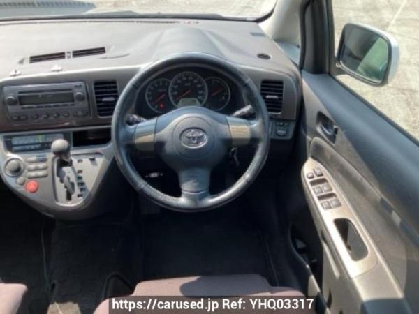 Used 2004 AT toyota wish ZNE10G Image[18]