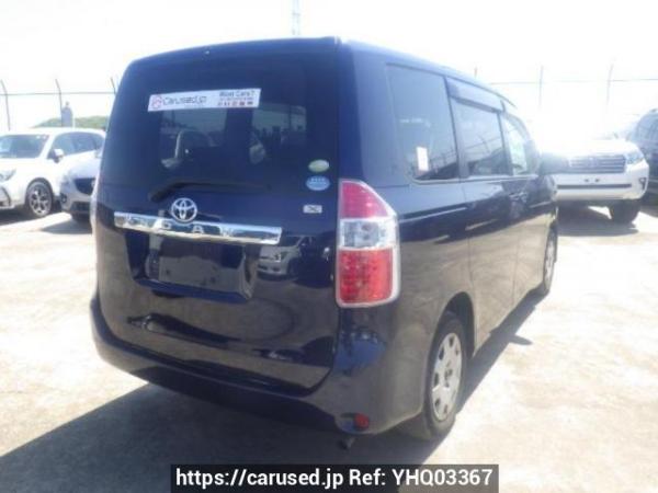 Used 2007 AT toyota noah ZRR70G Image[6]