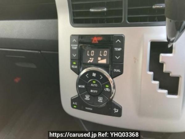 Used 2010 AT toyota noah ZRR70G Image[21]