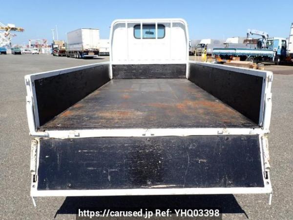 Used 2004 MT mitsubishi canter FE70CB Image[8]
