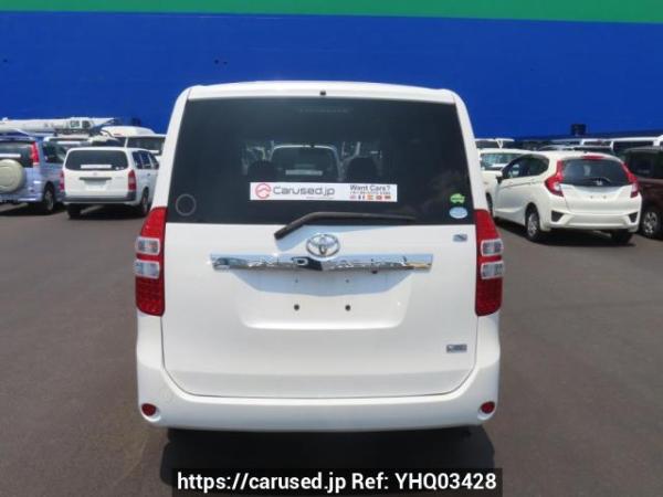 Used 2013 AT toyota noah ZRR70G Image[5]