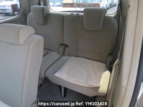 Used 2013 AT toyota noah ZRR70G Image[15]