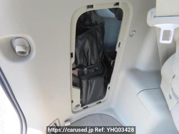 Used 2013 AT toyota noah ZRR70G Image[39]