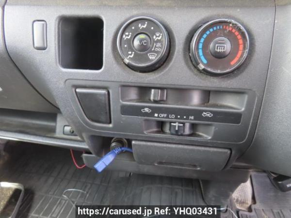 Used 2006 AT toyota hiace-van KDH200V Image[16]