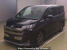 Toyota Noah ZWR90W
