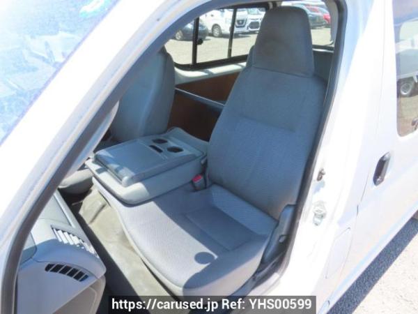 Used 2005 AT toyota hiace-van KDH200V Image[16]