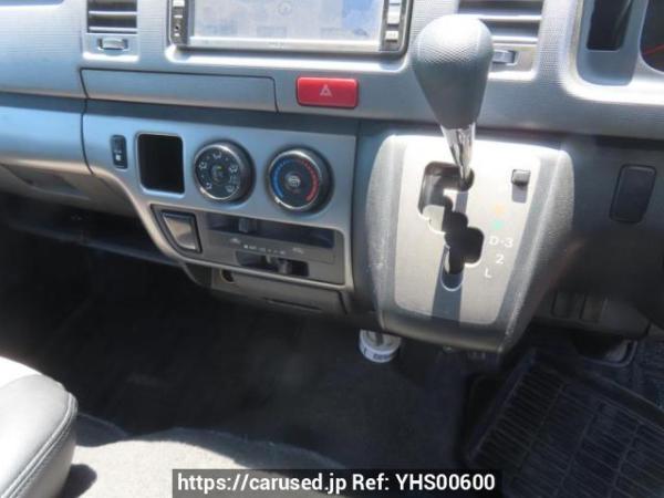 Used 2004 AT toyota hiace-van KDH205V Image[26]