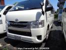 Toyota Regiusace Van KDH206V