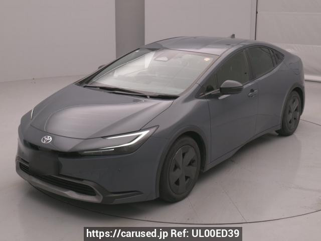 2023 Toyota Prius ZVW60