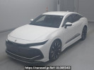 Toyota Crown Crossover TZSH35