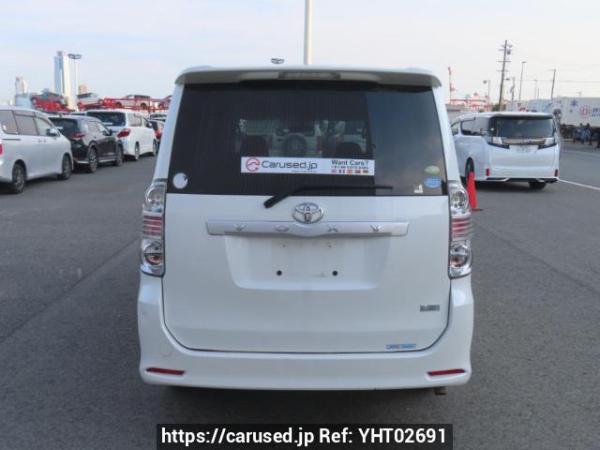 Used 2009 AT toyota voxy ZRR70W Image[5]