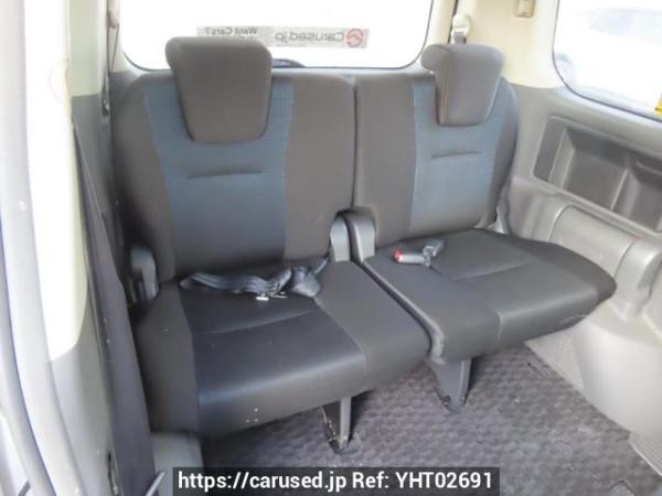 Used 2009 AT toyota voxy ZRR70W Image[15]