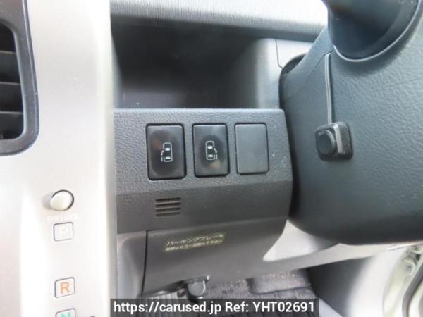 Used 2009 AT toyota voxy ZRR70W Image[27]
