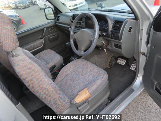 2000 Suzuki Jimny JDM car for sale — photo 12 of 25