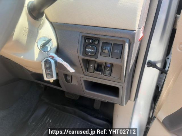 Used 2006 AT toyota sienta NCP81G Image[16]