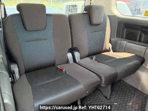 Used 2010 AT toyota voxy ZRR70W Image[9]