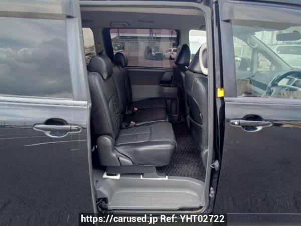Used 2007 AT toyota voxy ZRR70G Image[14]