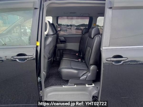 Used 2007 AT toyota voxy ZRR70G Image[15]