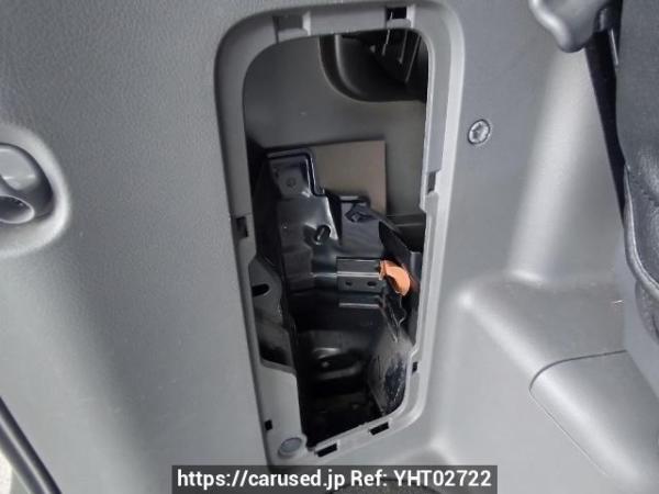 Used 2007 AT toyota voxy ZRR70G Image[41]