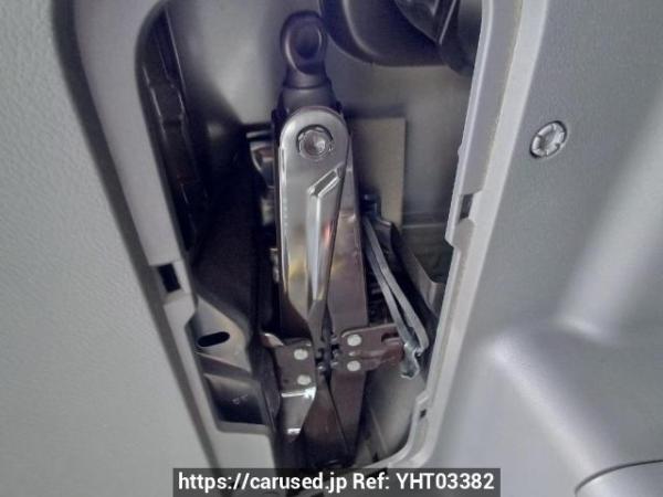 Used 2008 AT toyota noah ZRR75W Image[41]