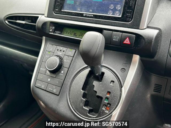 Used 2017 CVT toyota wish ZGE25W Image[10]