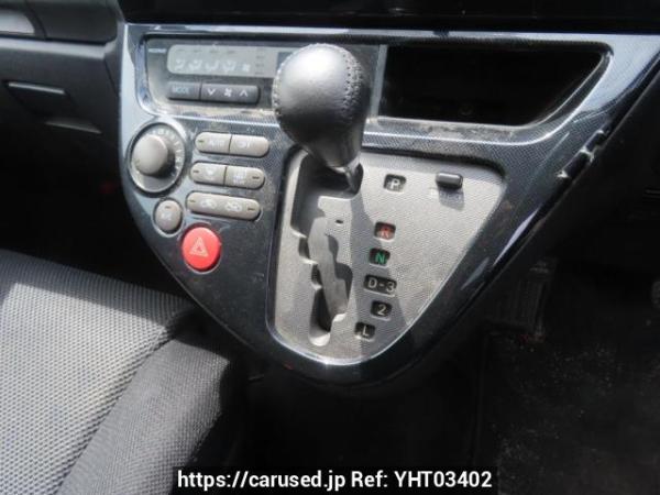 Used 2005 AT toyota wish ZNE10G Image[26]