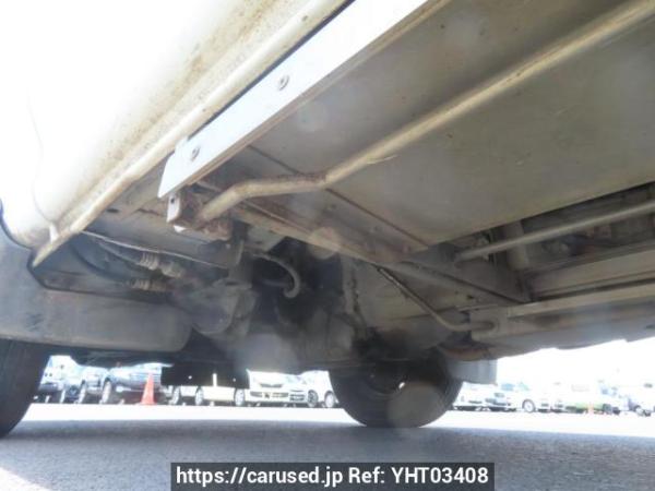 Used 2001 AT toyota hiace-wagon RZH111G Image[32]