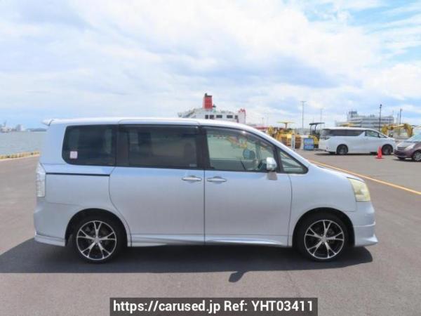Used 2007 AT toyota noah ZRR70G Image[7]