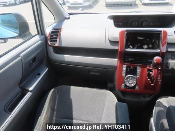 Used 2007 AT toyota noah ZRR70G Image[24]
