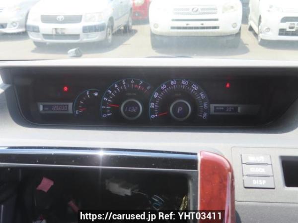 Used 2007 AT toyota noah ZRR70G Image[26]