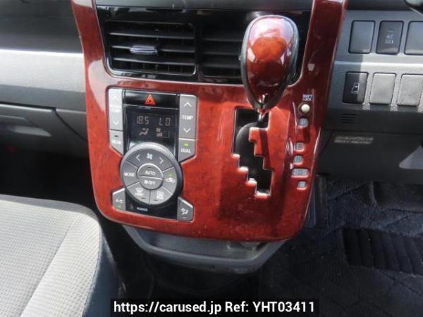 Used 2007 AT toyota noah ZRR70G Image[28]