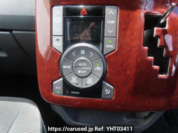 Used 2007 AT toyota noah ZRR70G Image[29]