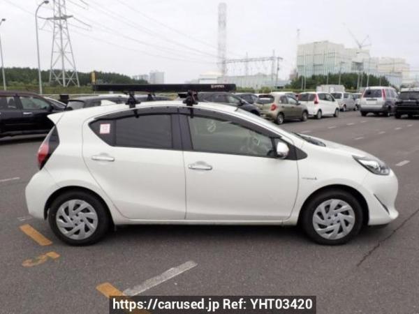 Used 2018 AT toyota aqua NHP10 Image[7]