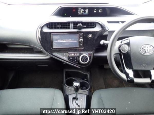 Used 2018 AT toyota aqua NHP10 Image[18]